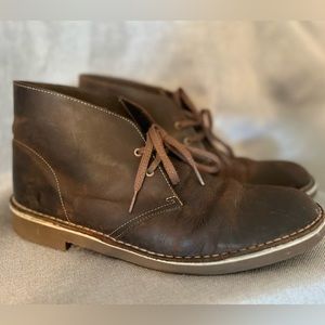 Clark’s men’s brown leather boot. Size 10.5
